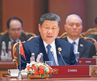 当地时间9月12日下午,国家主席习近平在新德里出席金砖国家领导人第十八次会晤第一阶段会议。习近平发表题为《共担时代责任 勇做先锋力量》的重要讲话。新华社记者 燕 雁摄