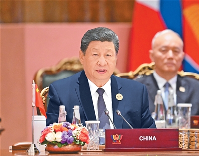 当地时间9月13日上午，国家主席习近平在新德里出席金砖国家领导人第十八次会晤第二阶段会议，并发表题为《筑牢金砖合作根基 壮大全球南方力量》的重要讲话。新华社记者 燕 雁摄